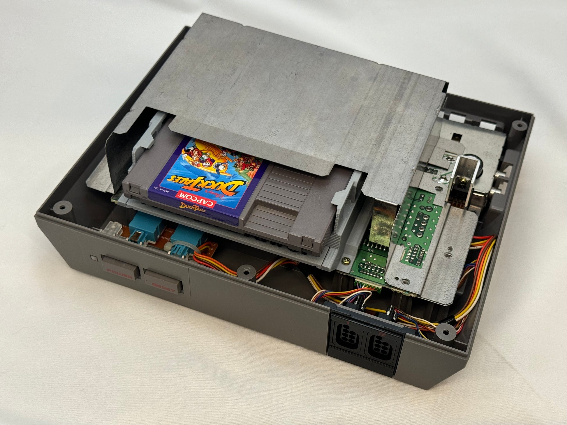 Ninten-Drawer for Nintendo NES with RF Shield, Nintendrawer